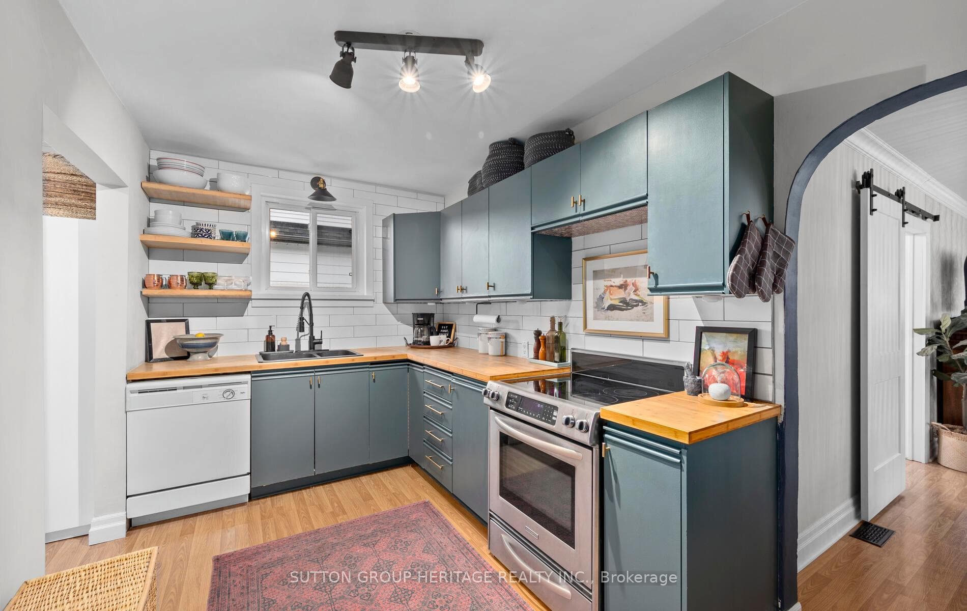 156 Windsor Street photo 12