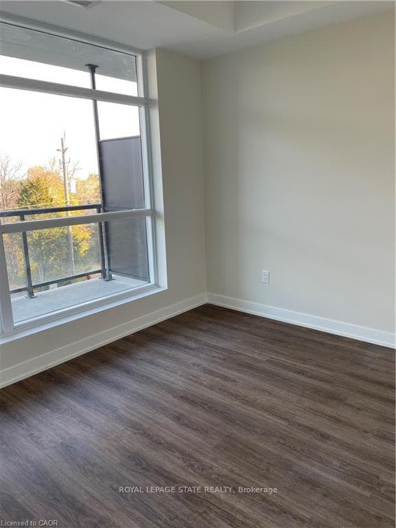 600 North Service Road Unit 309 photo 4
