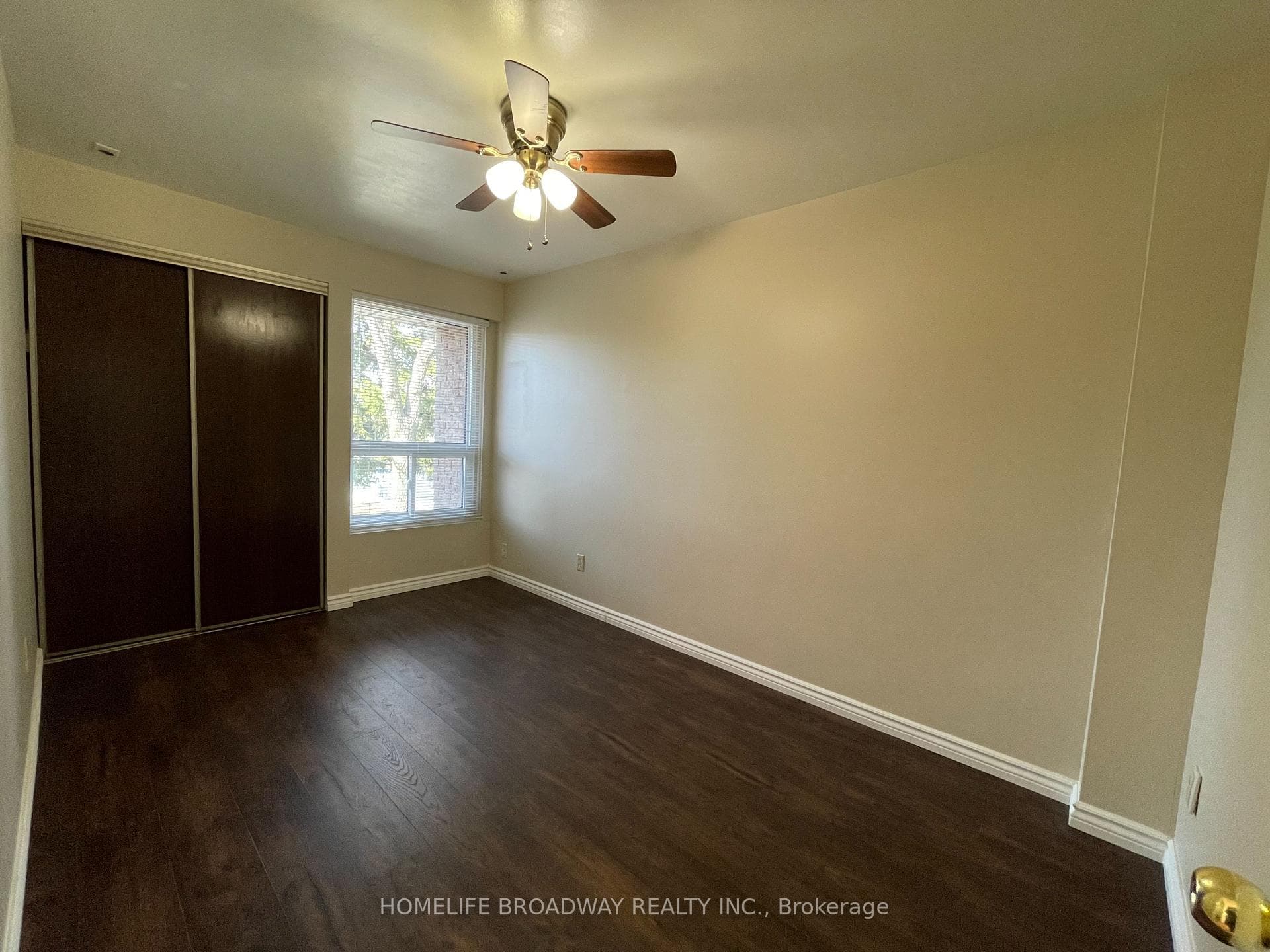 2nd Bedroom