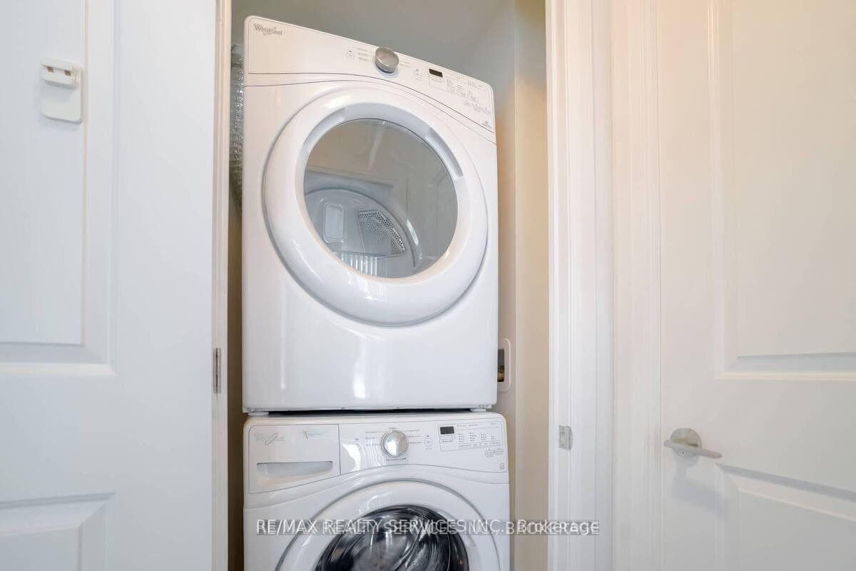 5025 Four Springs Avenue Unit 1105 photo 19