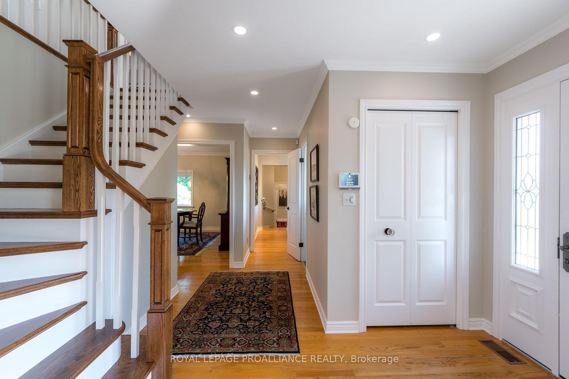 37 Faircrest Boulevard photo 4