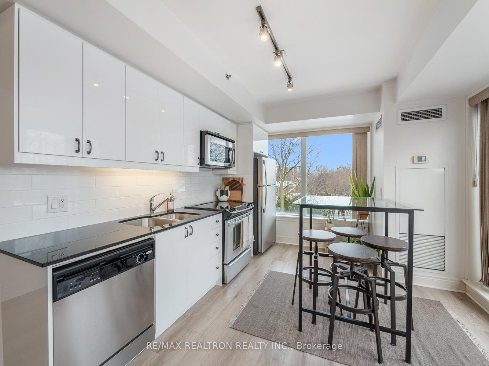 701 Sheppard Avenue Unit 238 photo 9