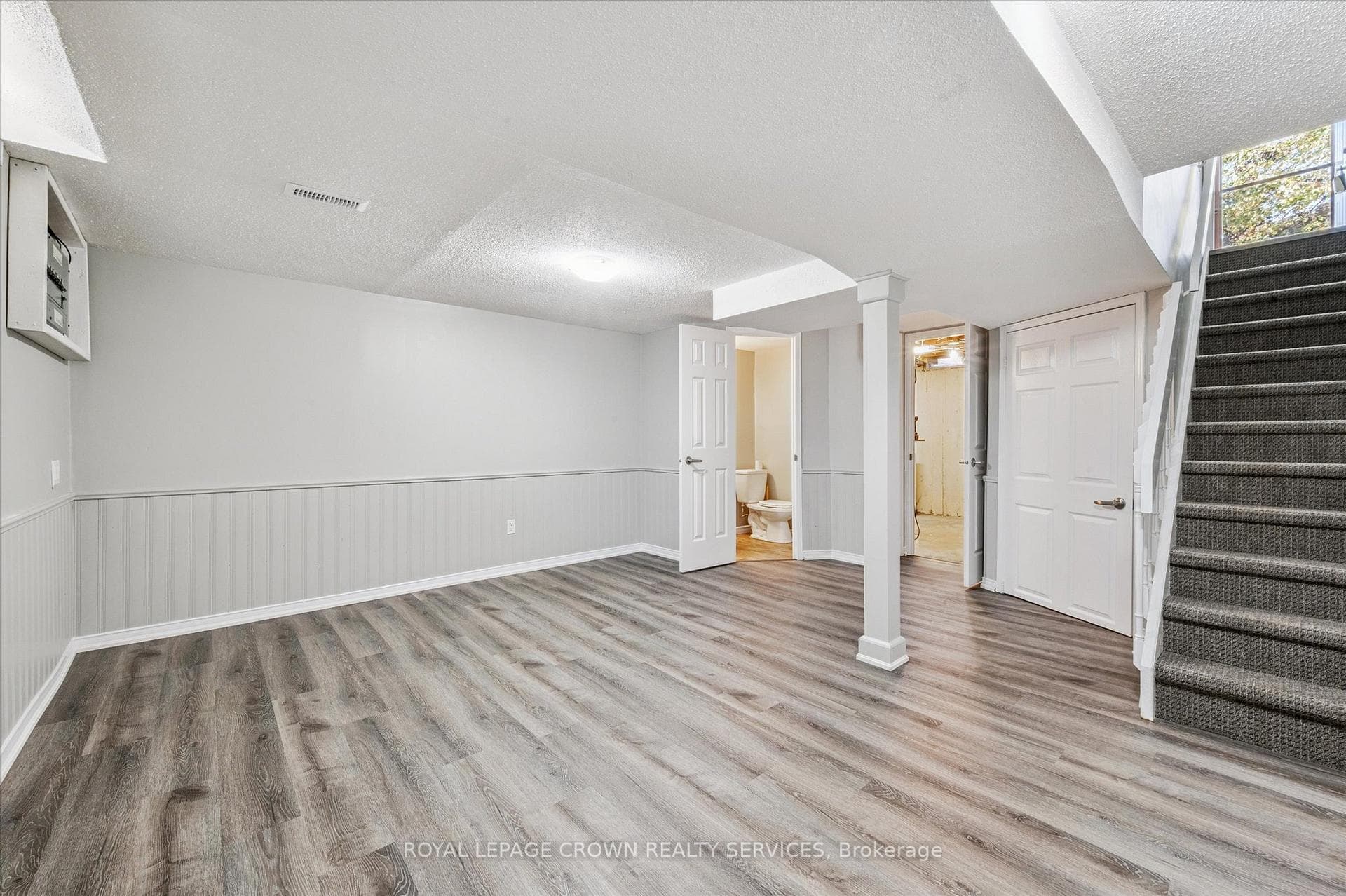 210 Glamis Road Unit 51 photo 20