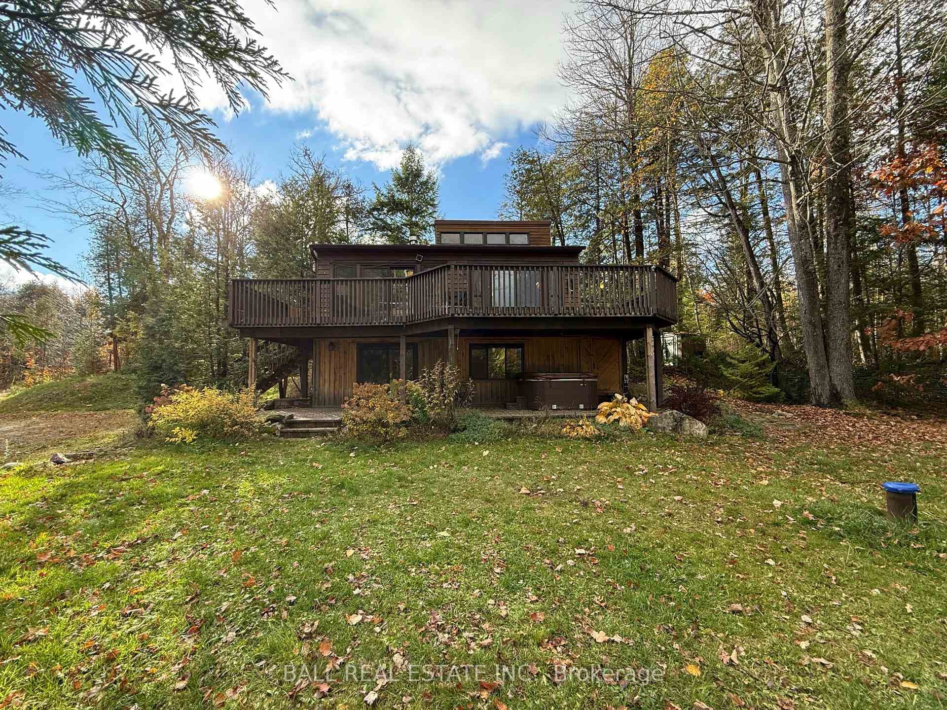 344 Cedarwood Drive photo 2