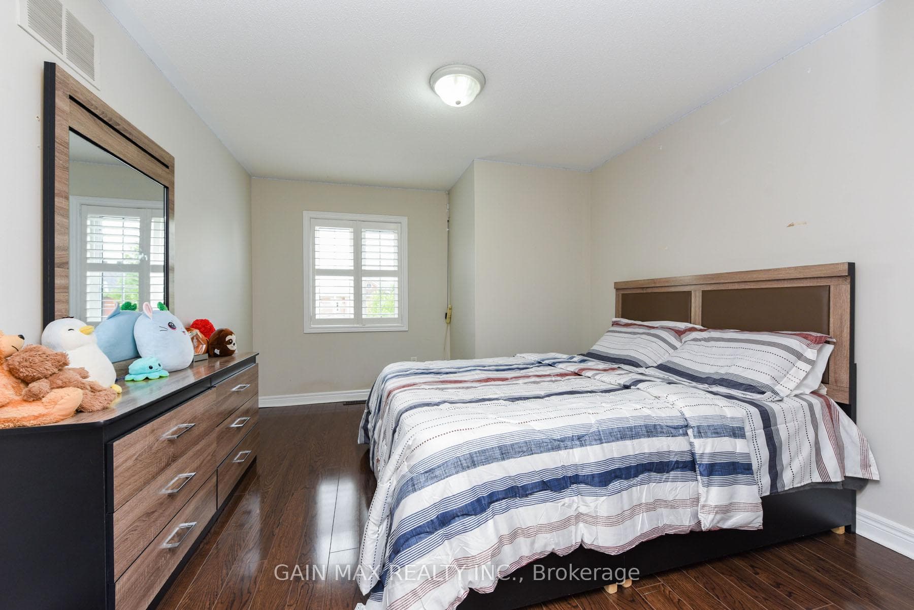88 Stoneylake Avenue photo 34