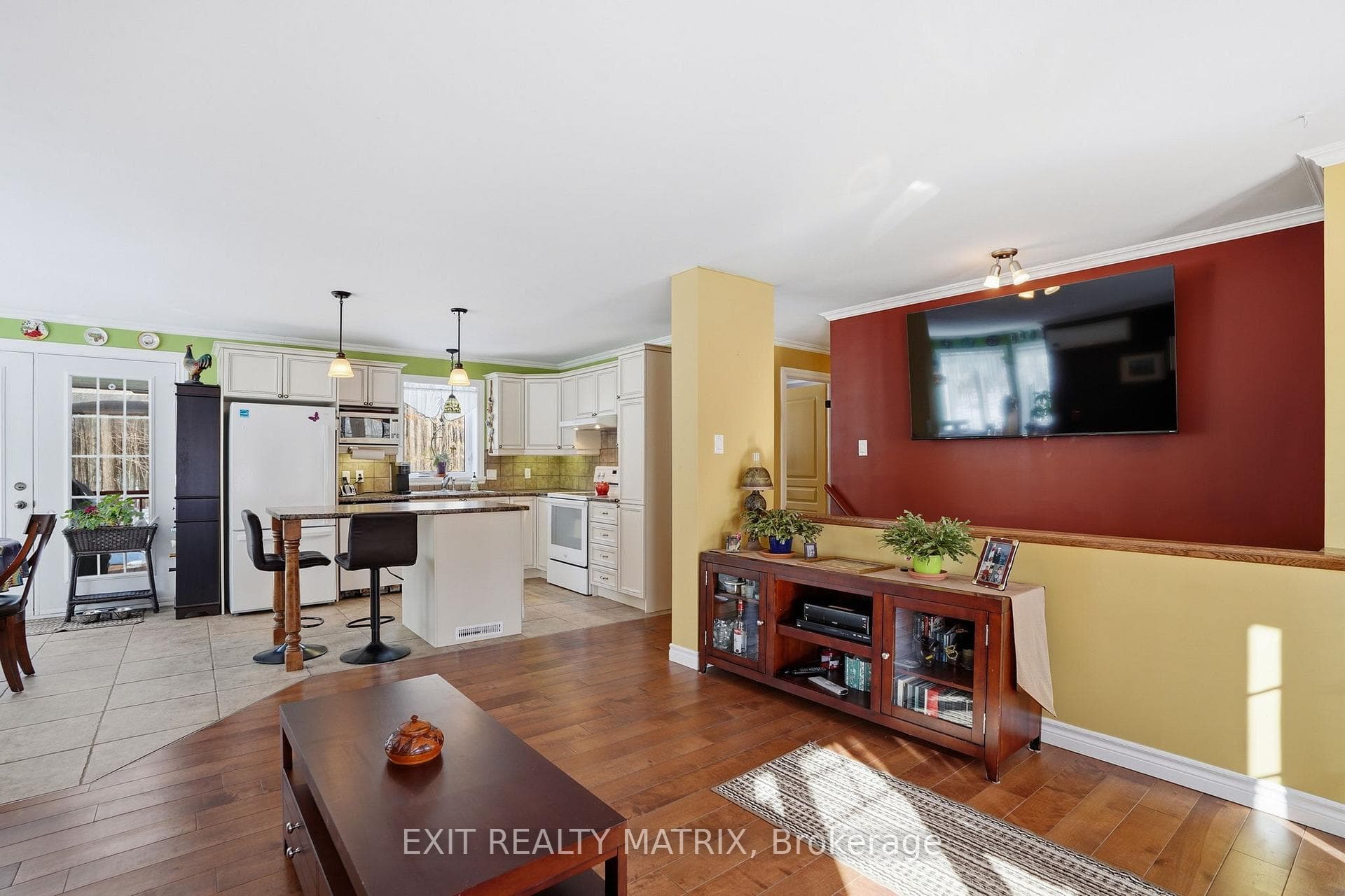 8150 Montee Lemieux Road photo 5