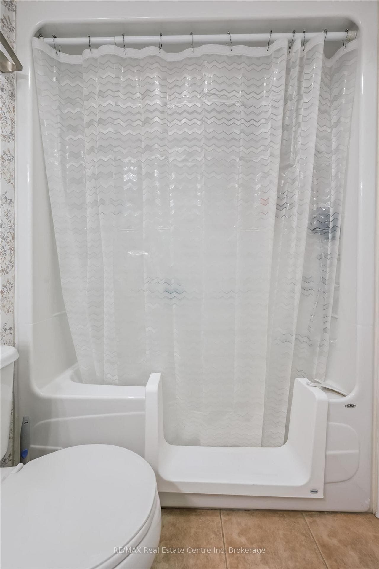 245 Scotland Street Unit 101 photo 34