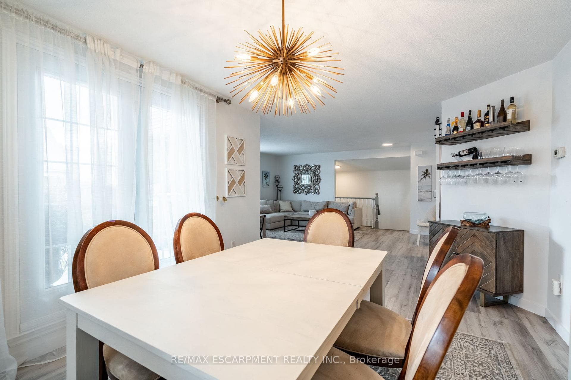 2075 Walkers Line Unit 206 photo 9