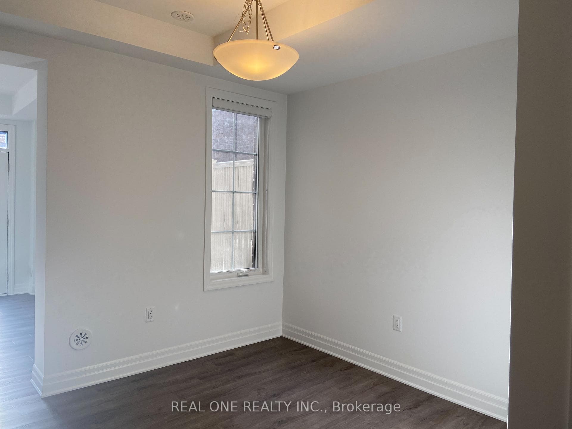 183 Keppel Circle photo 9