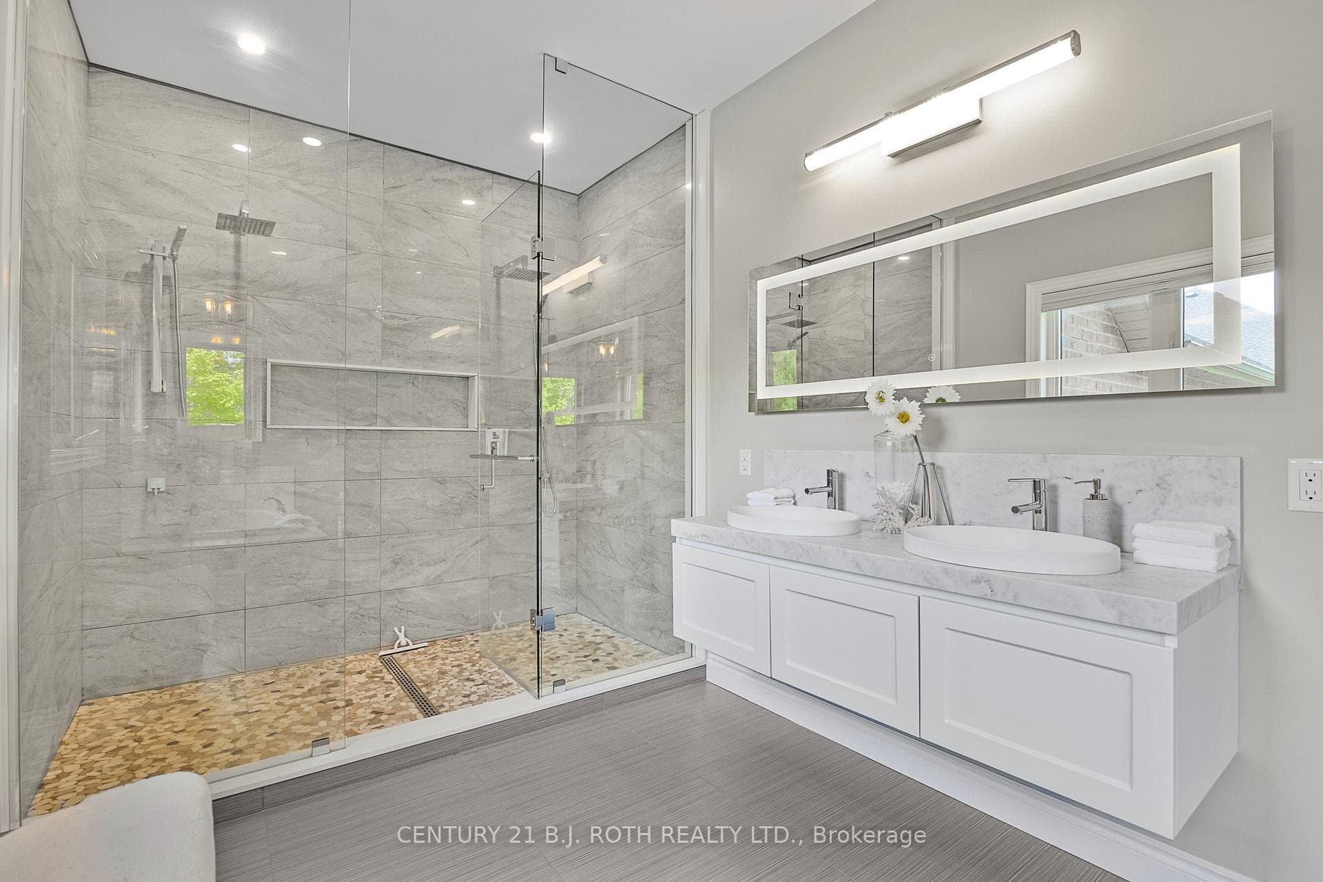 50 Diamond Valley Drive photo 16