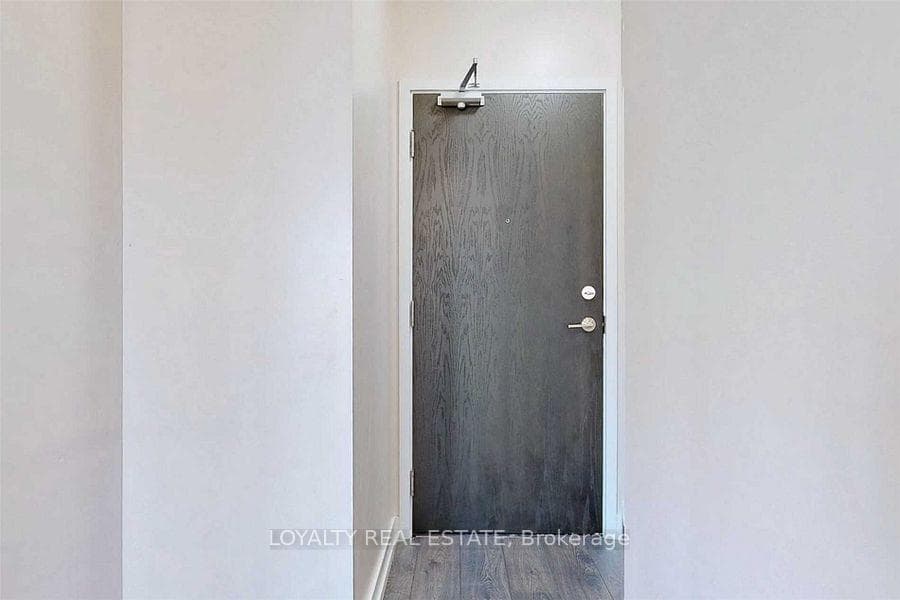 200 Sackville Street Unit 710 photo 11