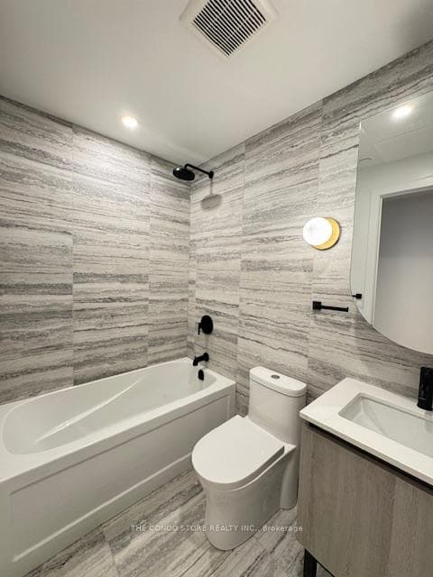 2625 Dundas Street Unit 303 photo 18