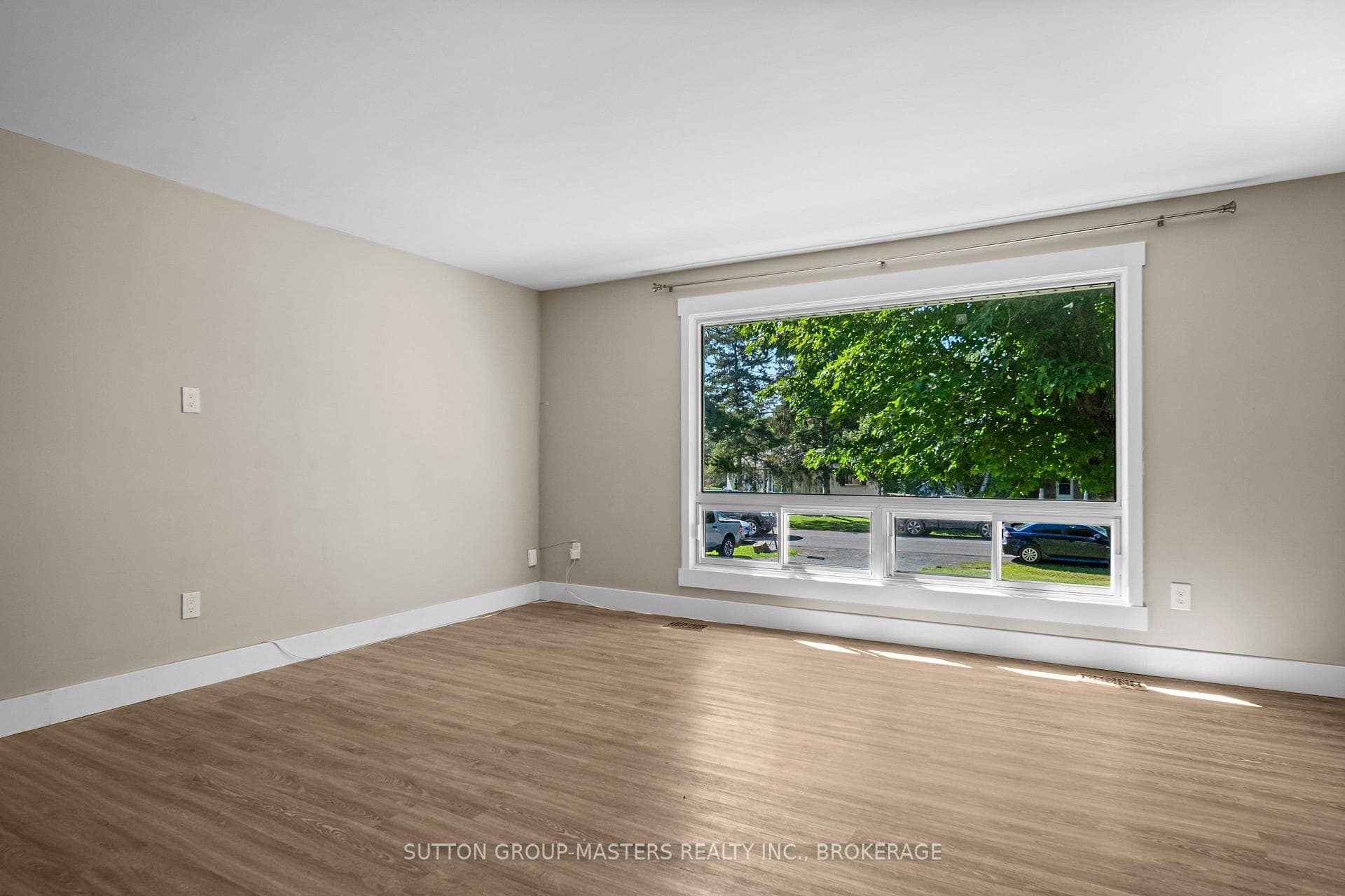 46 Morden Crescent photo 6