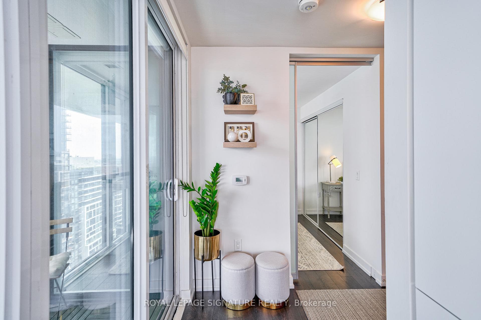 158 Front Street Unit 2207 photo 18