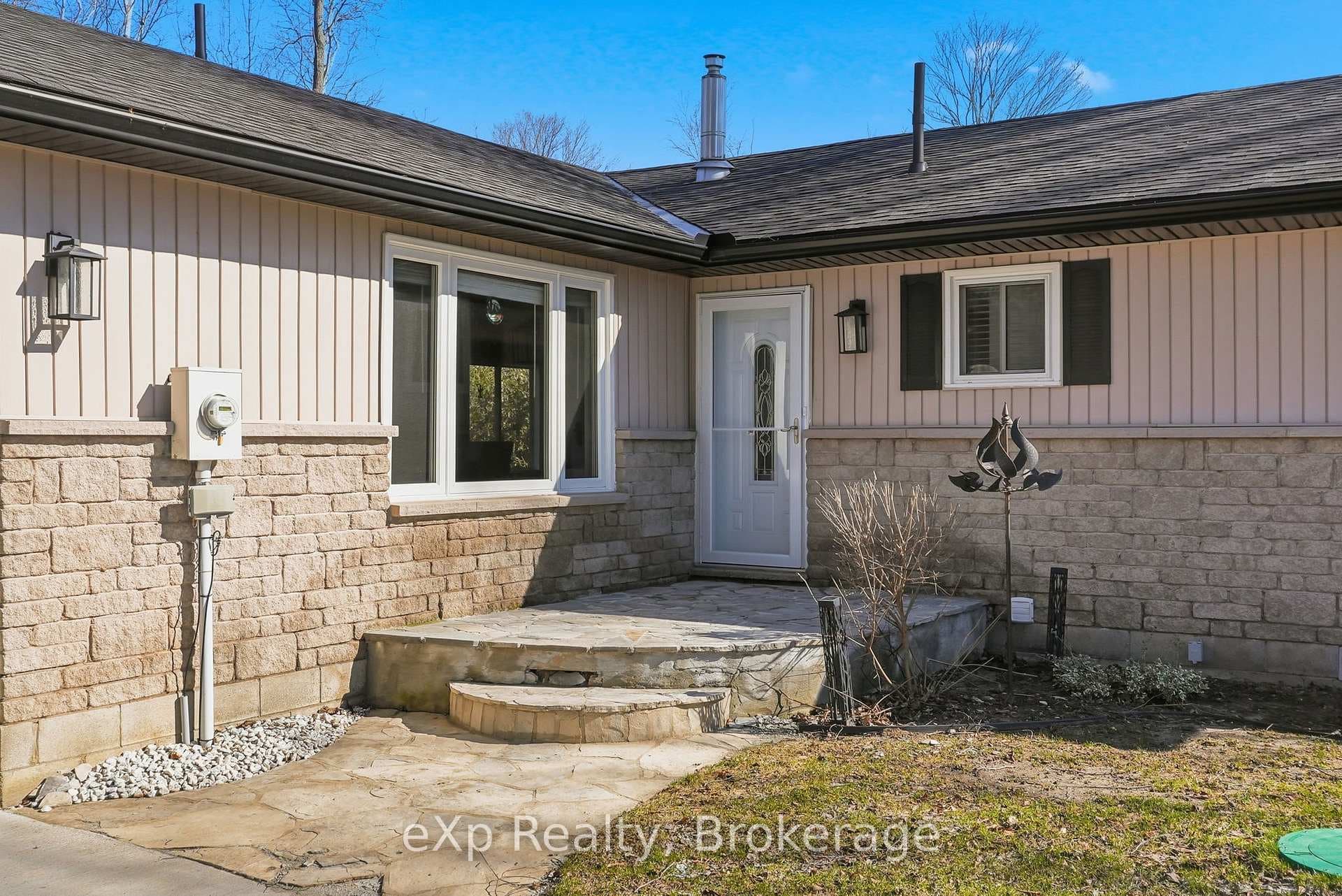 90 Mapleport Crescent photo 8