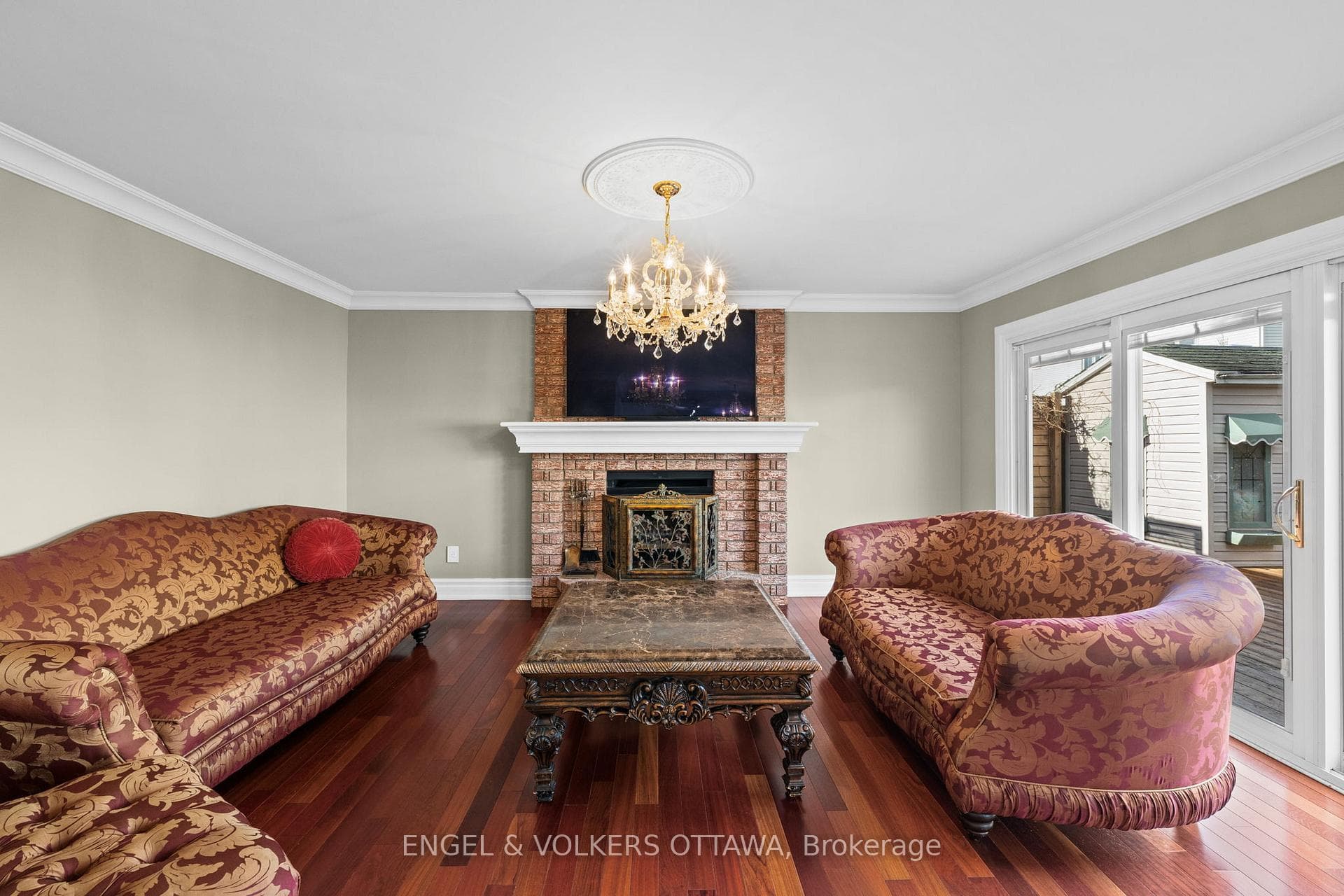 563 Merkley Drive photo 12