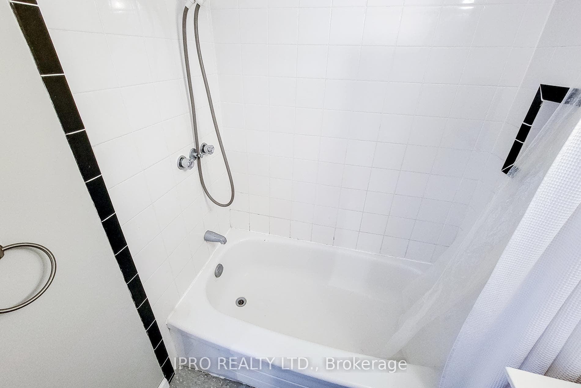 133 William Street photo 28