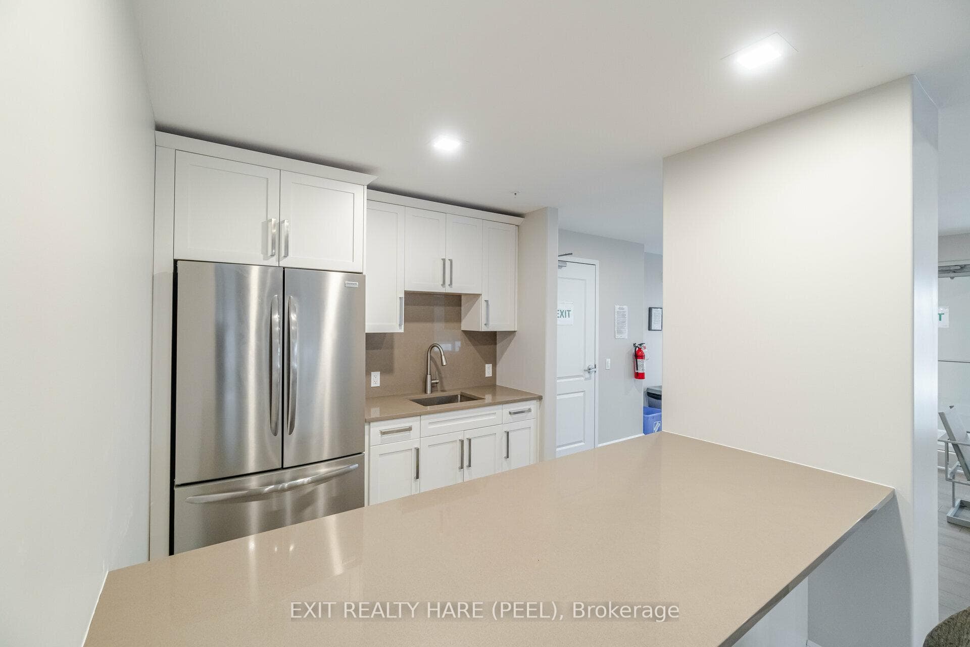 105 Spencer Avenue Unit 207 photo 34