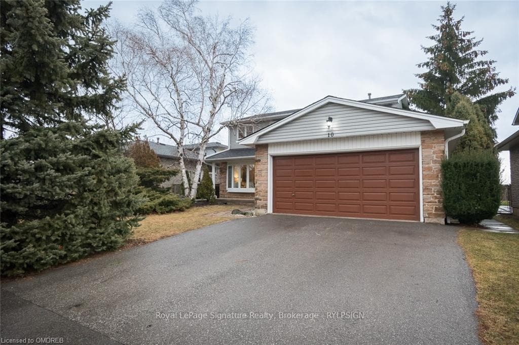 10 LORNE SCOTS Drive photo 2