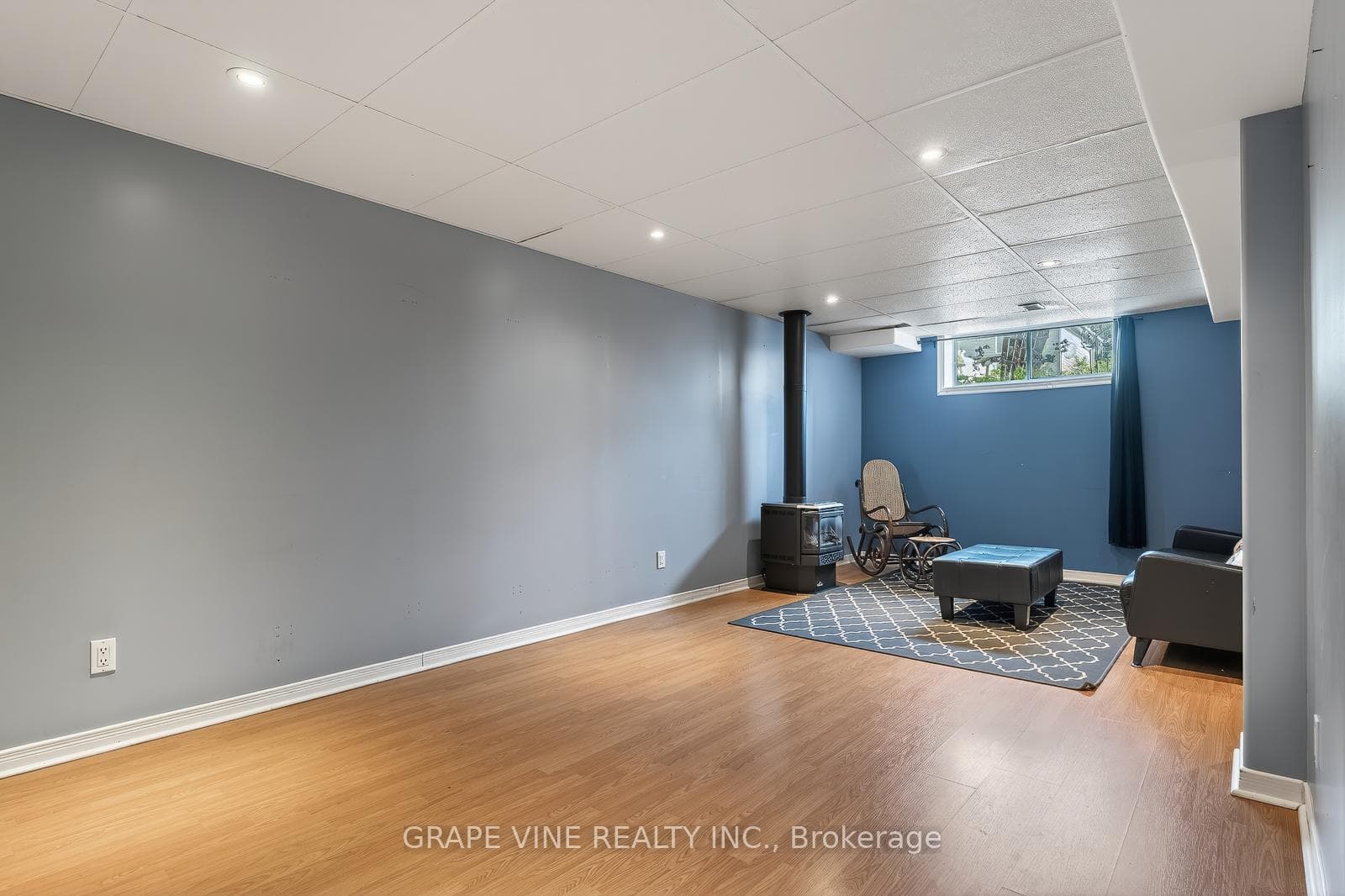 175 Allanford Avenue photo 30