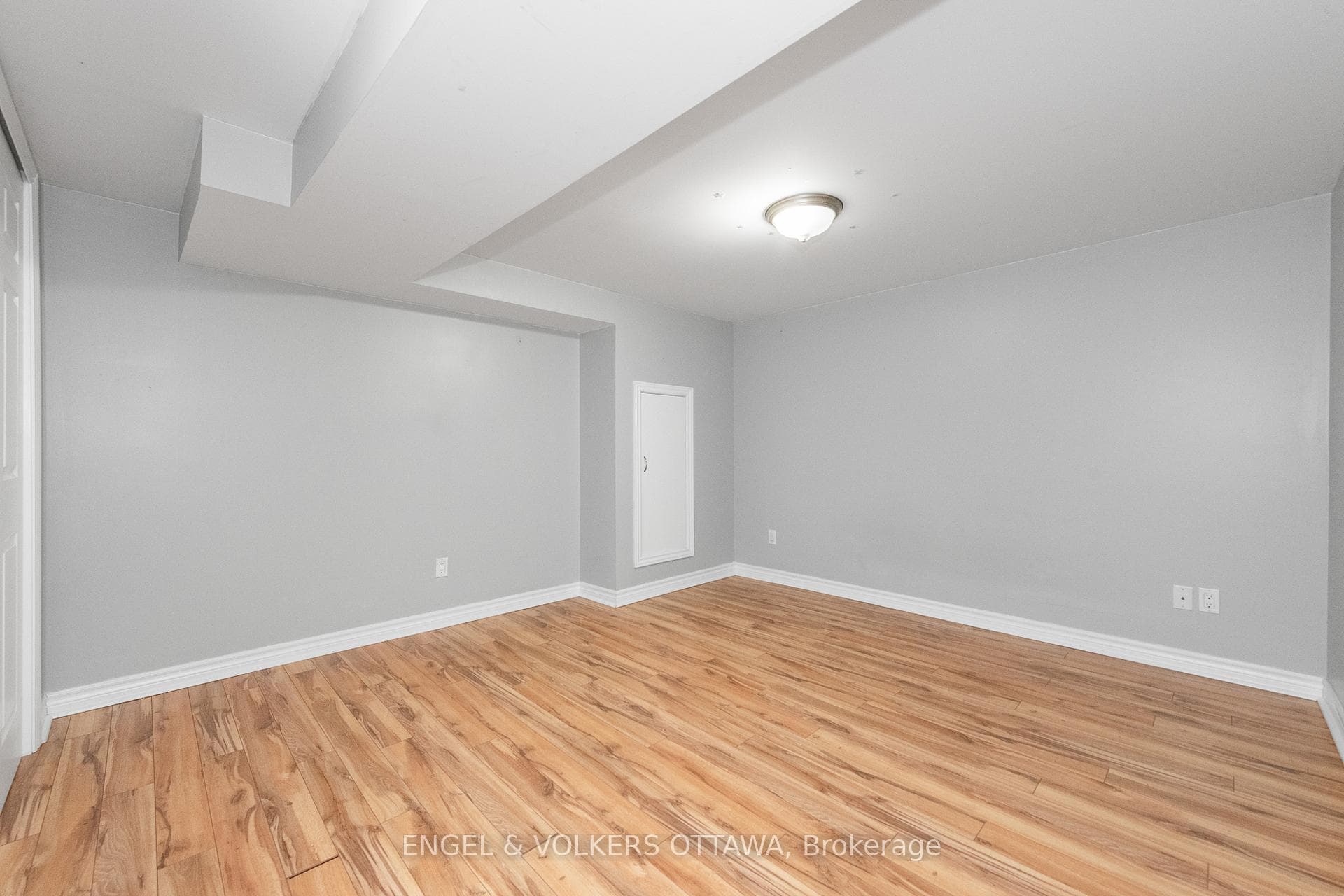75 Woodfield Drive photo 21