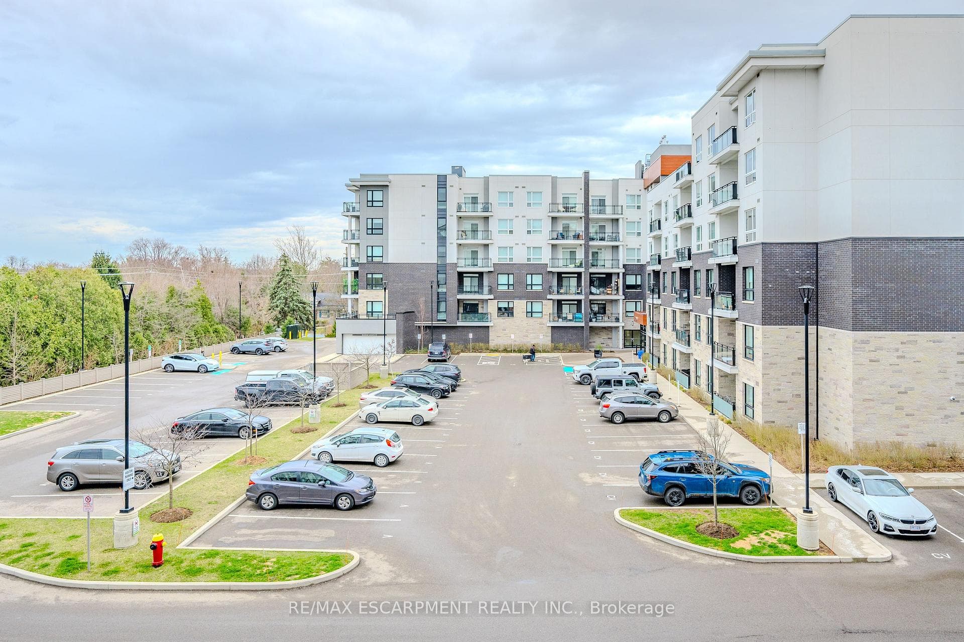 340 Plains Road Unit 312 photo 20
