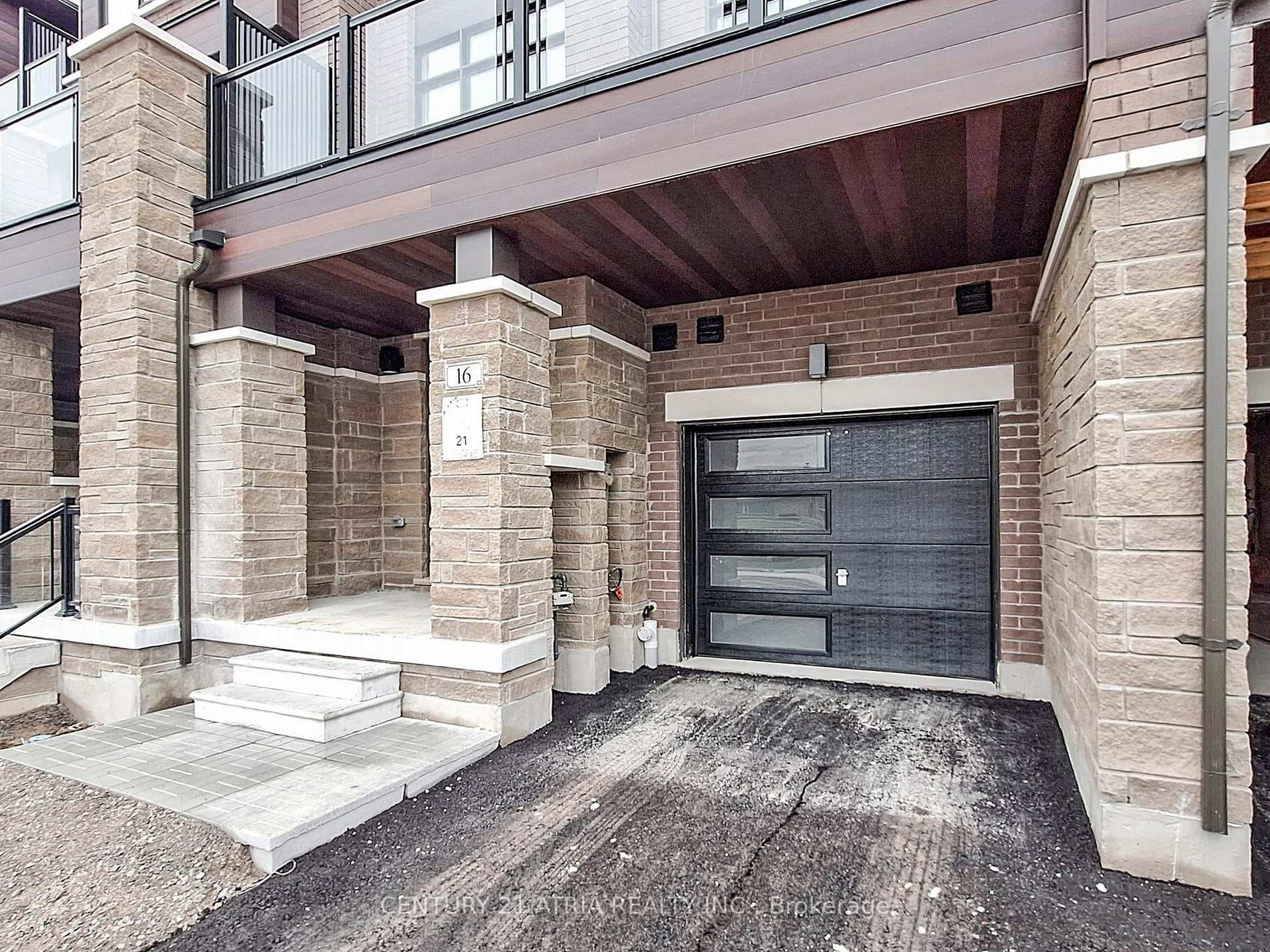 16 Harold Wilson Lane photo 2