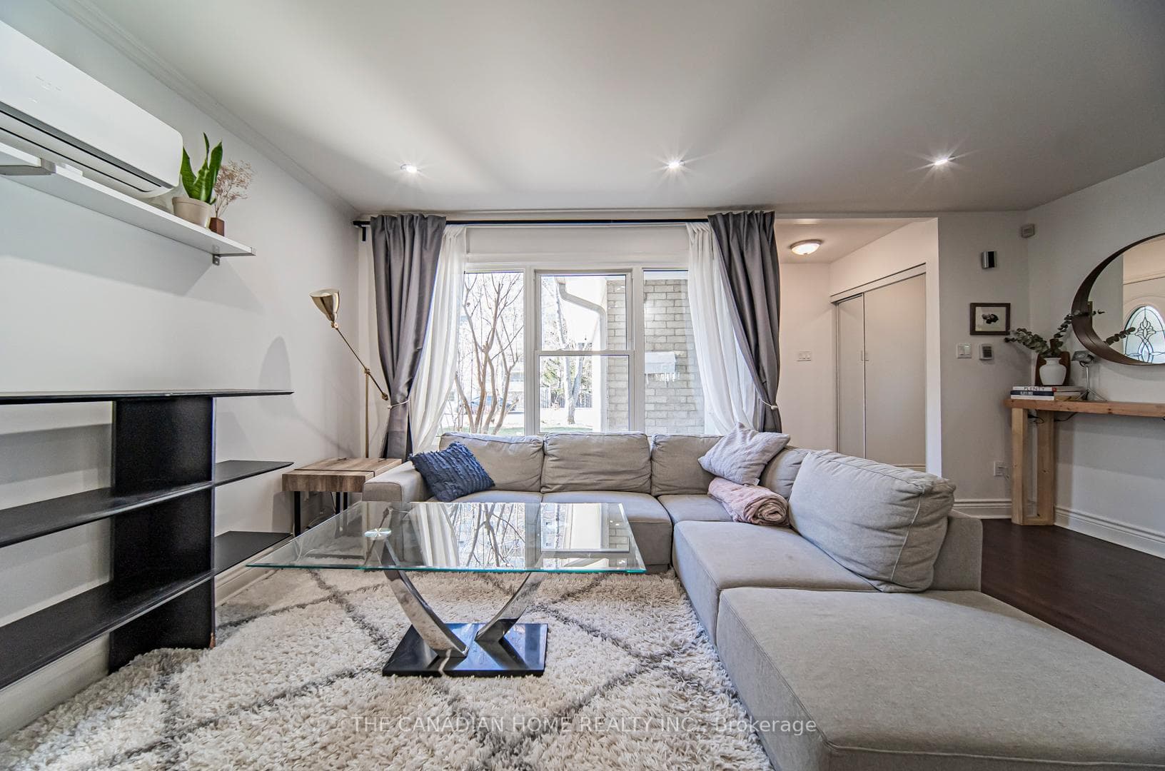 198 Antibes Drive photo 8