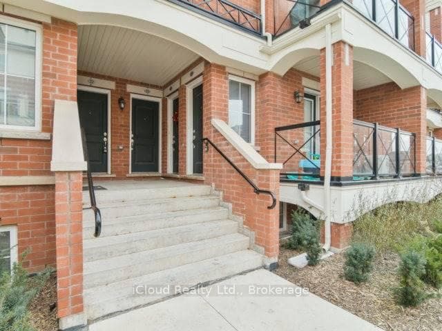 2480 Post Road Unit 23 photo 2
