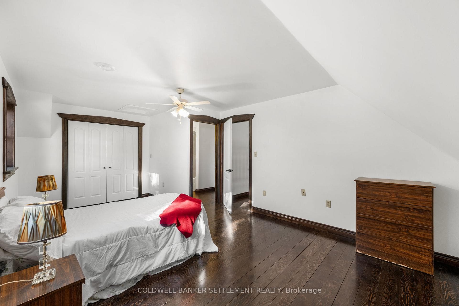 5479 Hinchinbrooke Road photo 34