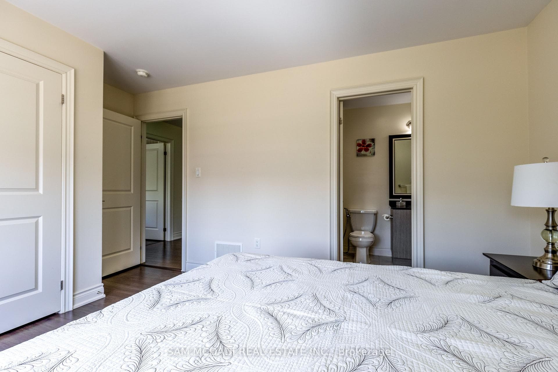 17 Mugford Crescent photo 27