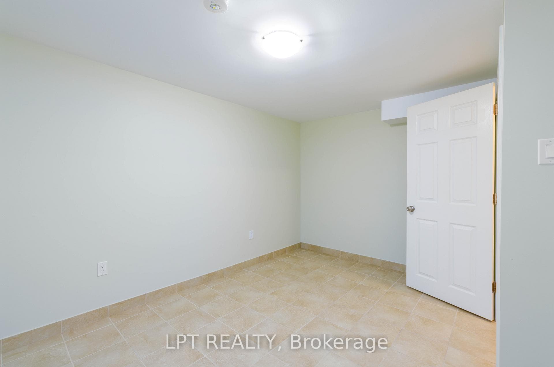 195 Grove Street Unit LOWER photo 17