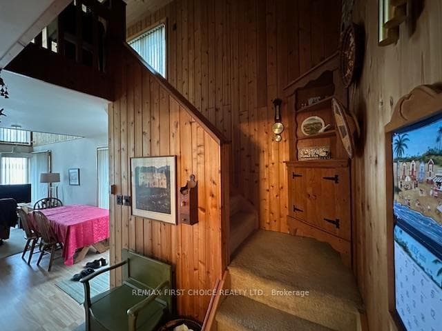 2049 Sunnyside Beach Road photo 14