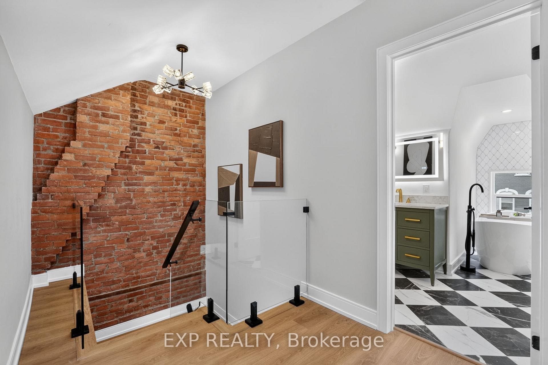 118 Cathcart Street photo 22