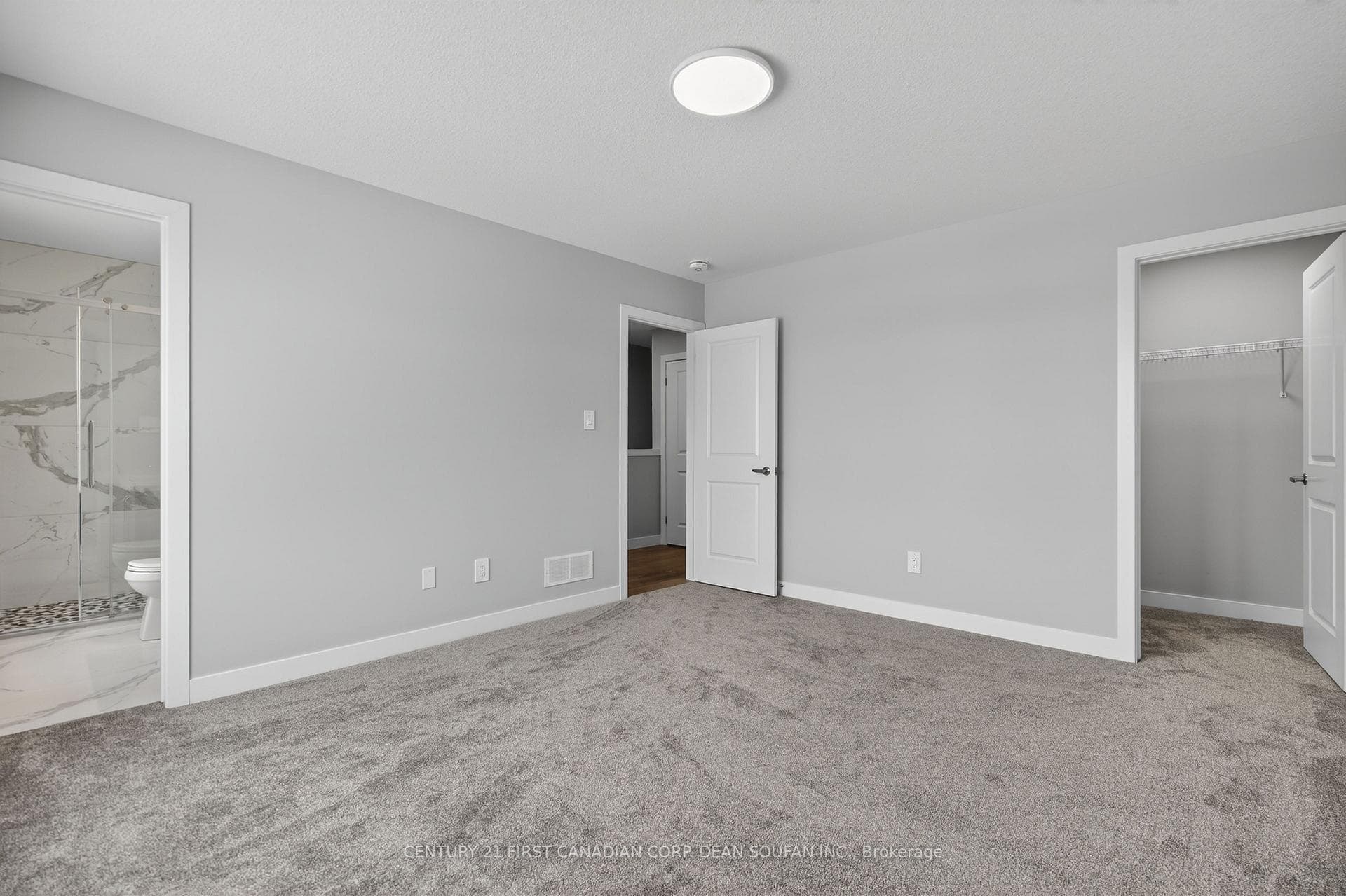 349 Southdale Road Unit 18 photo 30