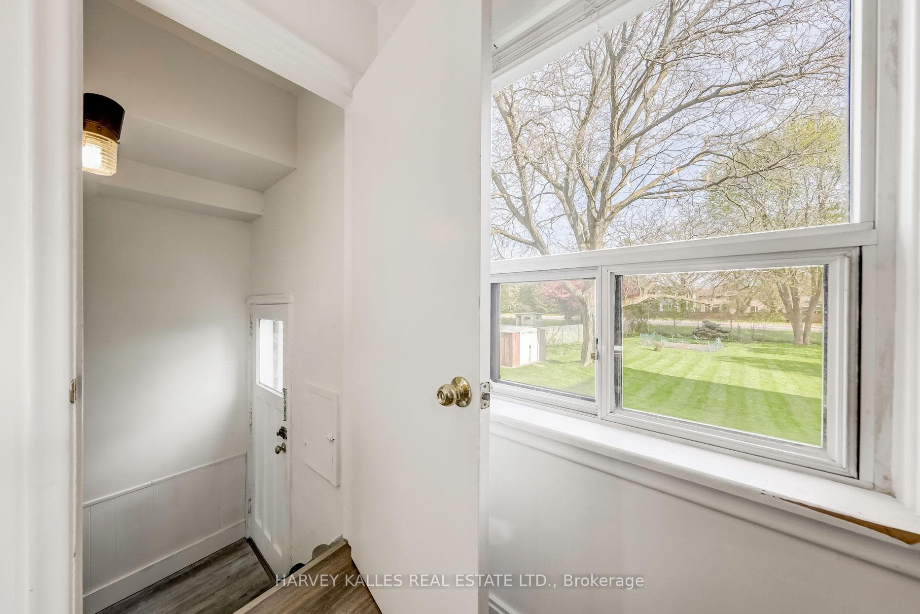 103 Centre Avenue photo 26