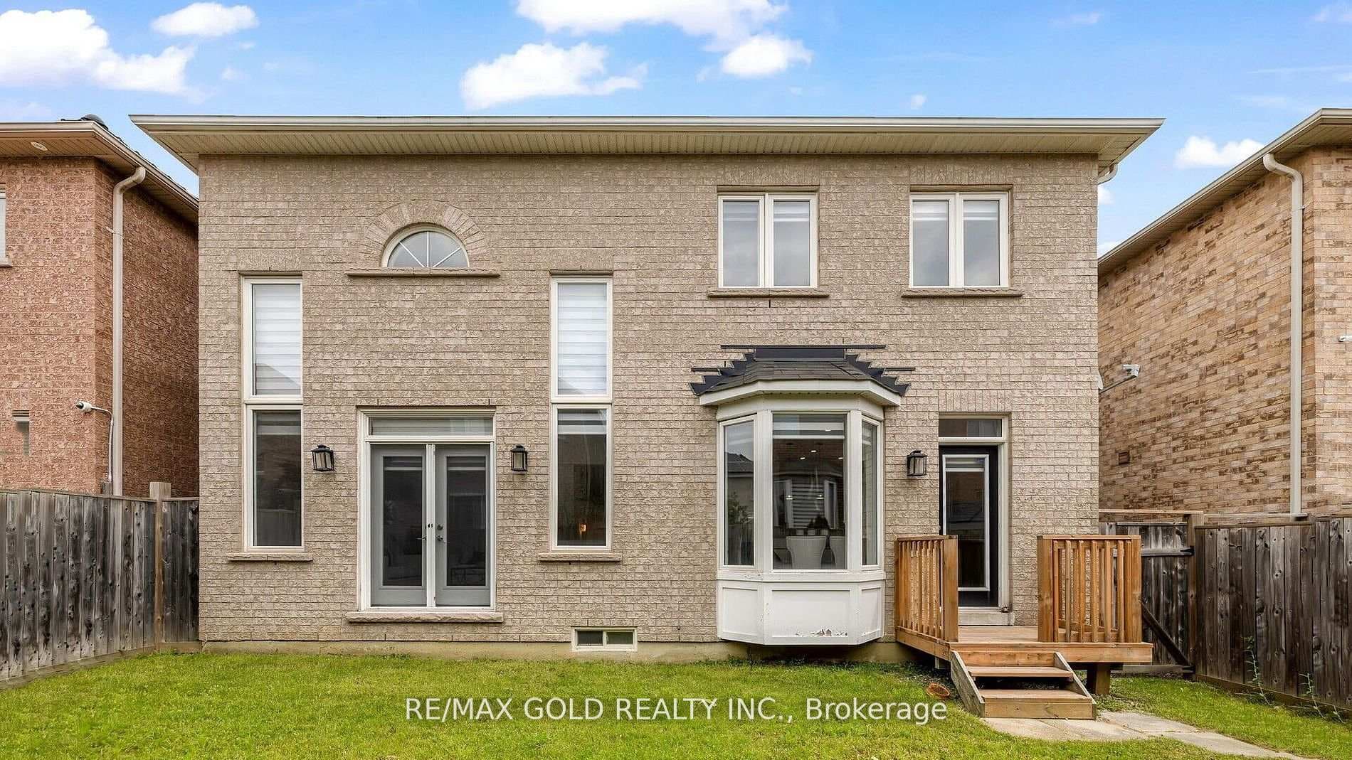 60 Wellsprings Drive photo 34