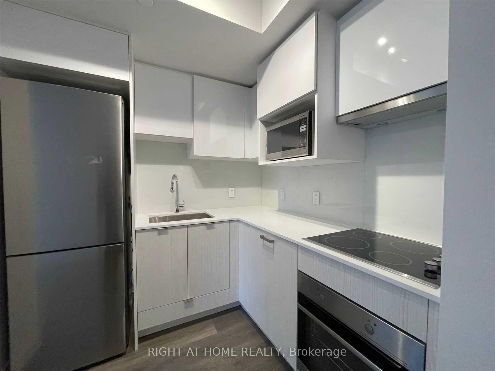 195 Redpath Avenue Unit 3214 photo 5