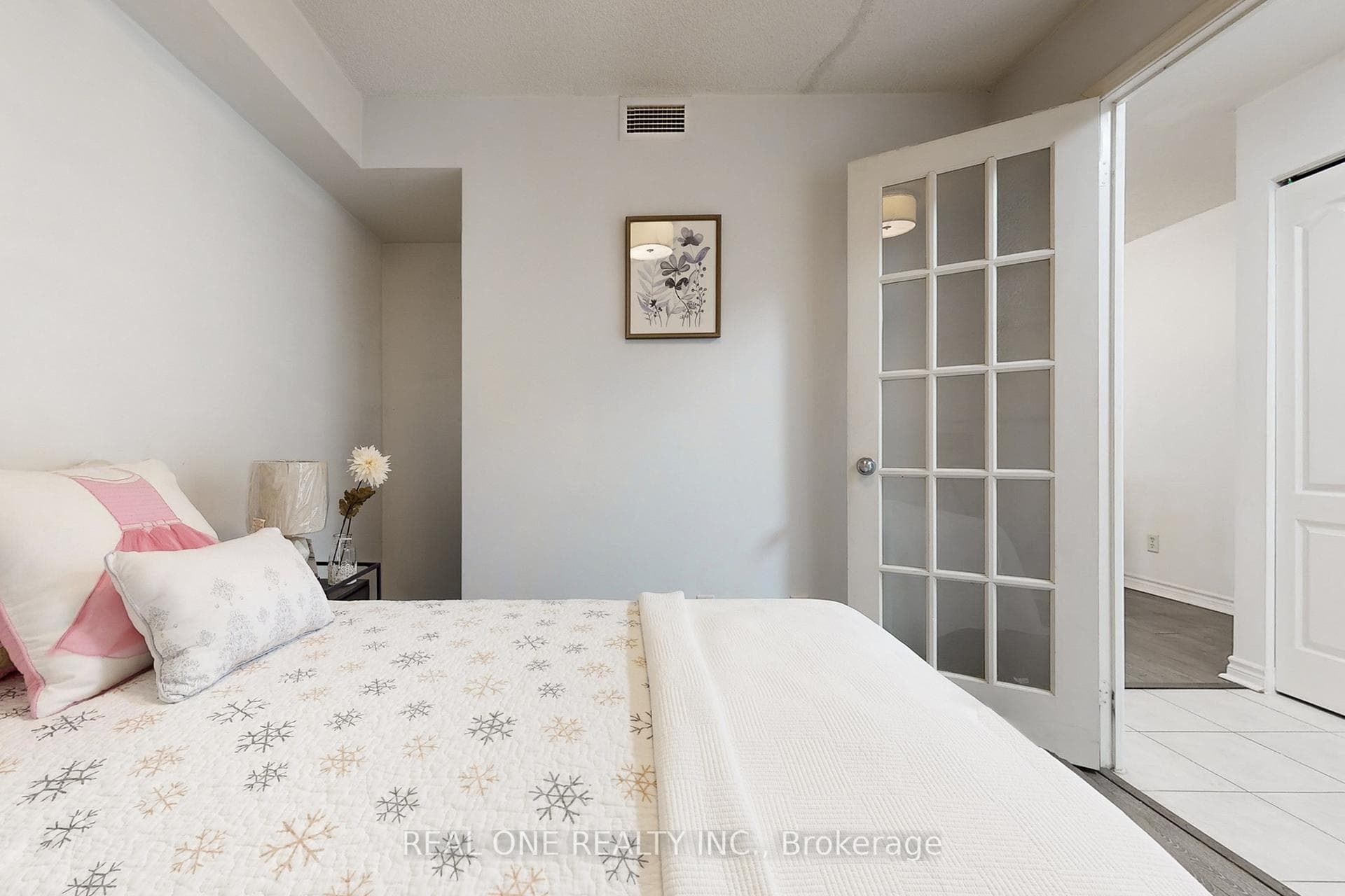 3 Rean Drive Unit 1611 photo 20