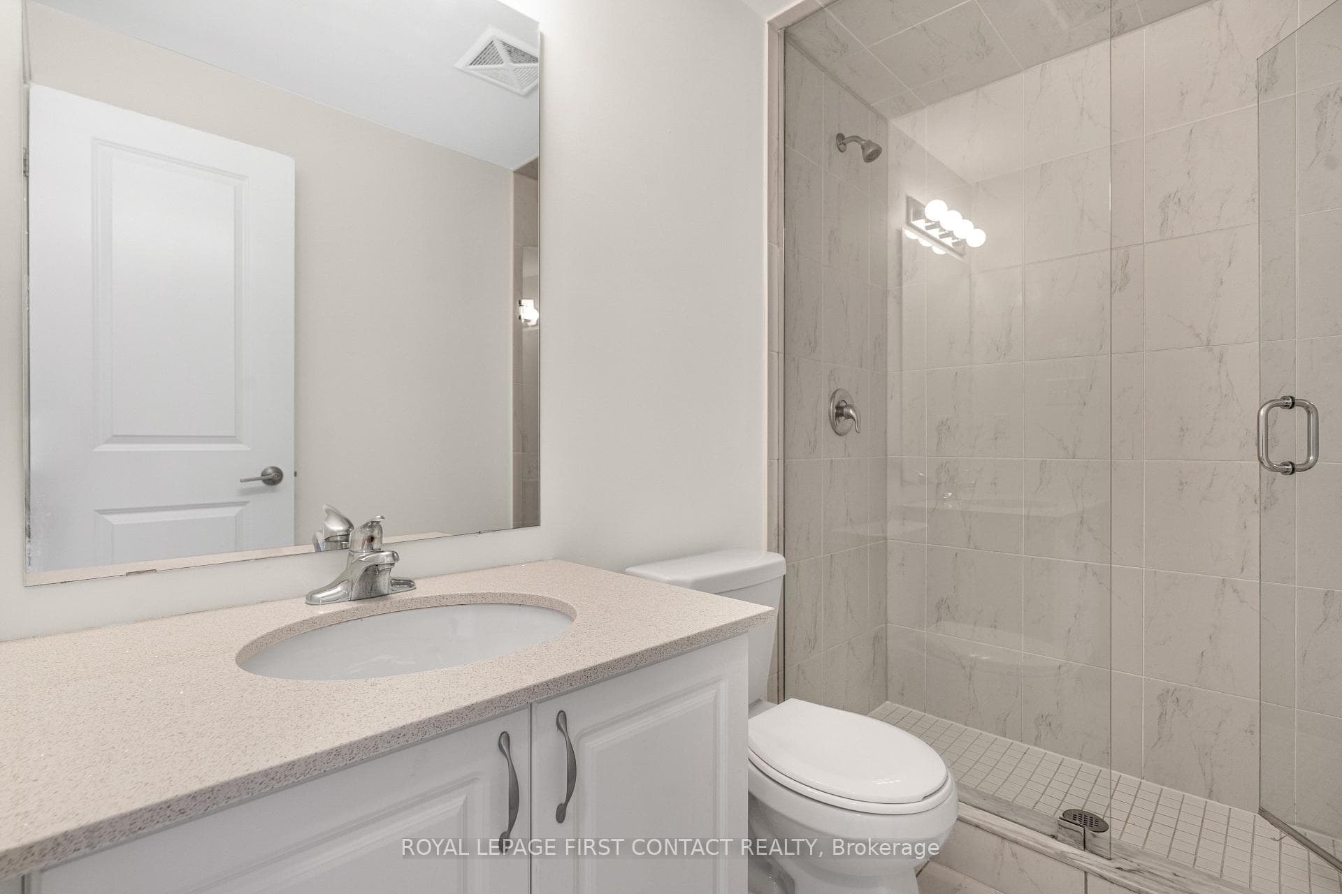 300 Essa Road Unit 601 photo 13