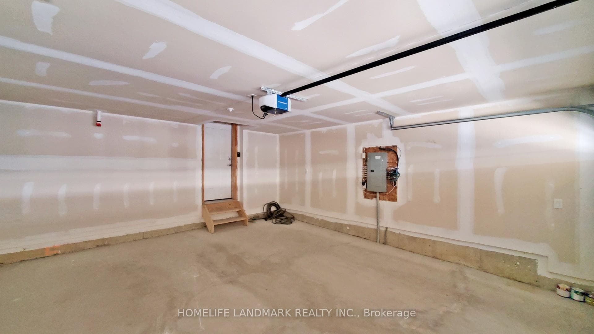 114 Baker Hill Boulevard photo 18