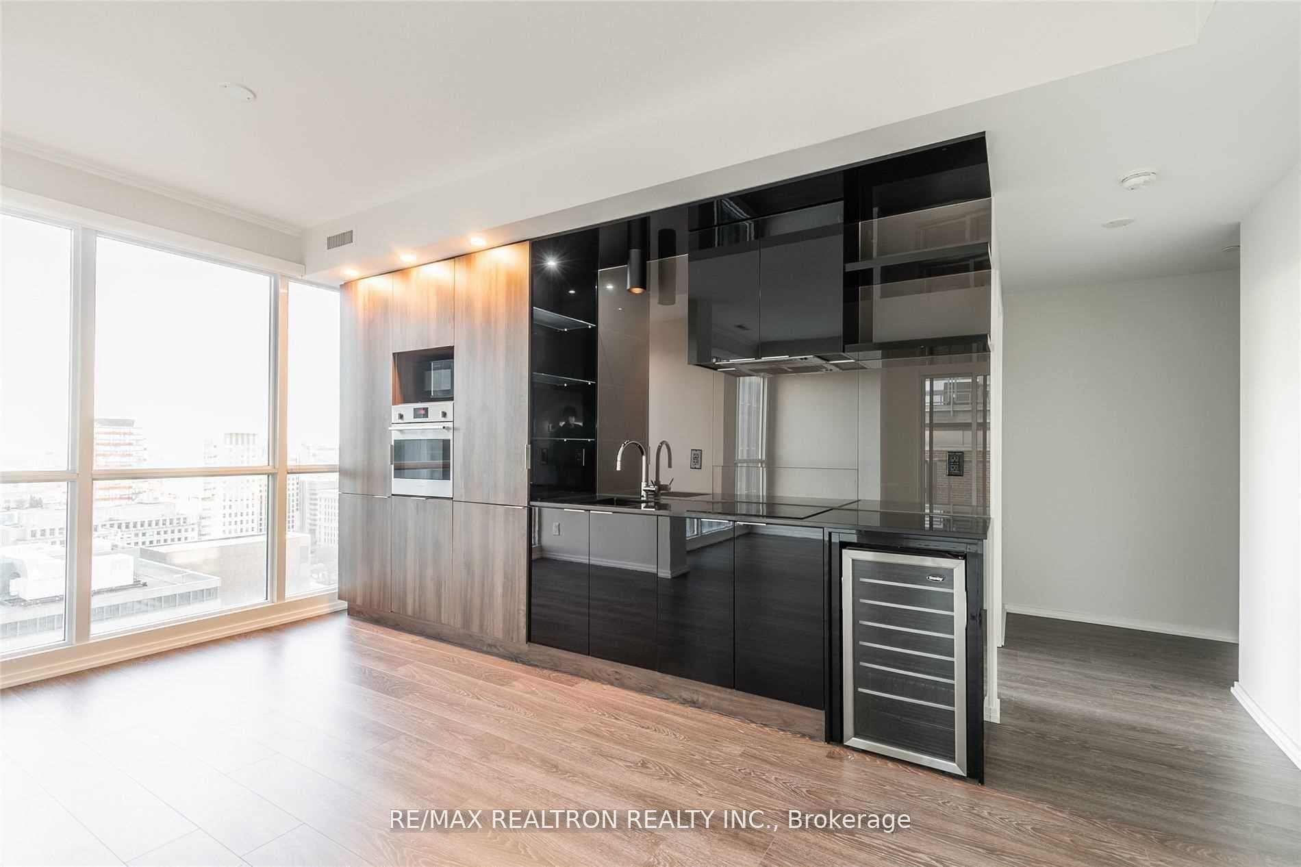 70 Temperance Street Unit 2711 photo 9