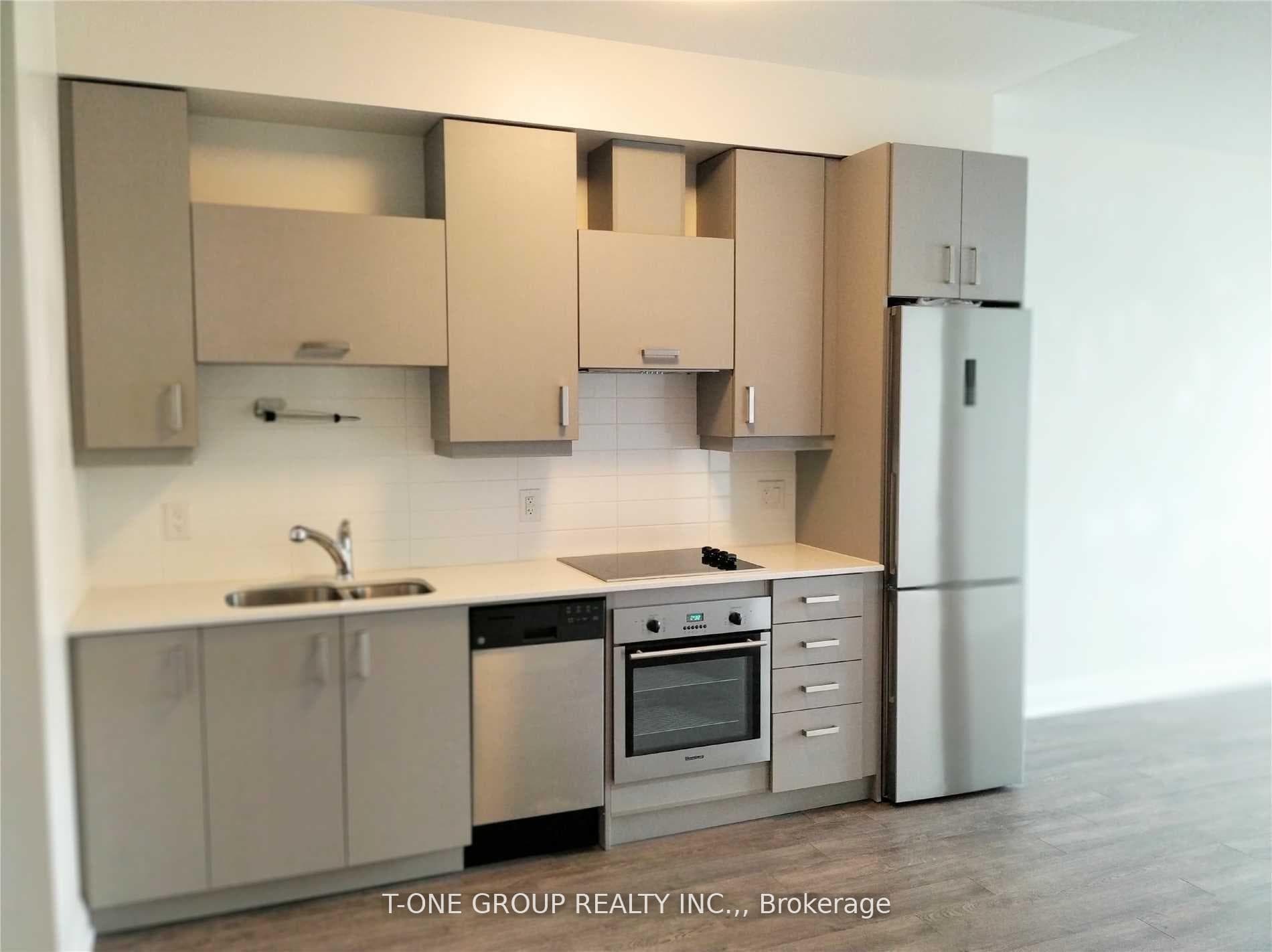 28 Uptown Drive Unit 723 photo 2