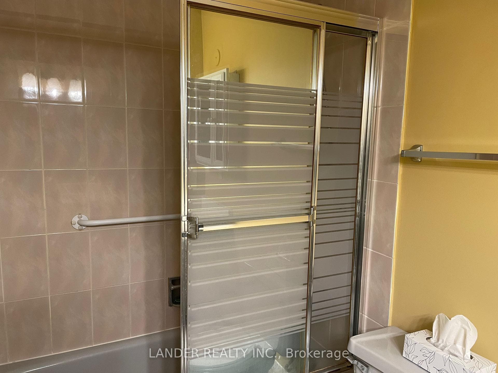 Primary 4 Piece Bathroom