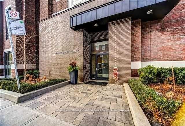 2 Bellefair Avenue Unit 303 photo 3