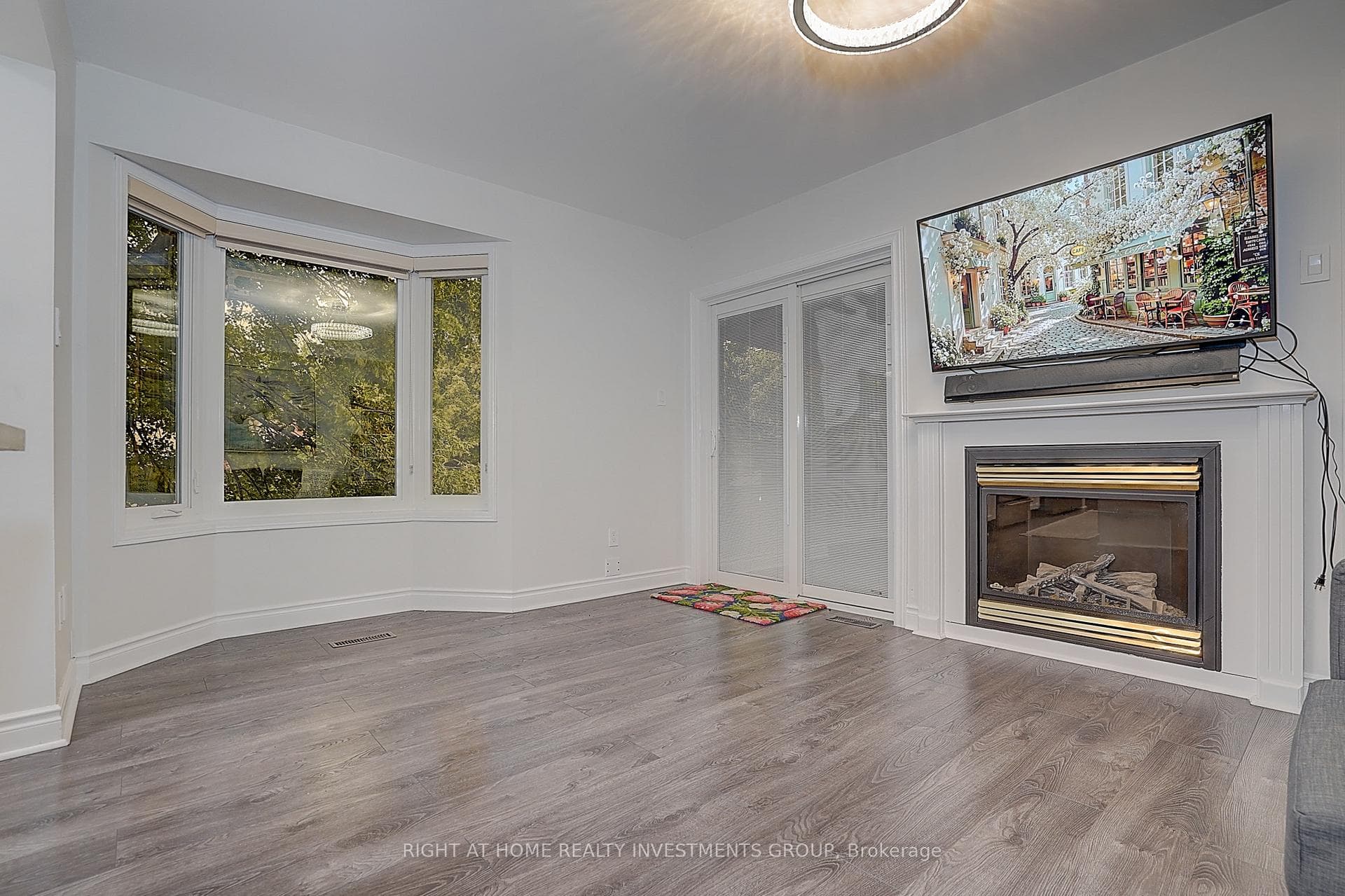 187 Vanguard Road photo 23