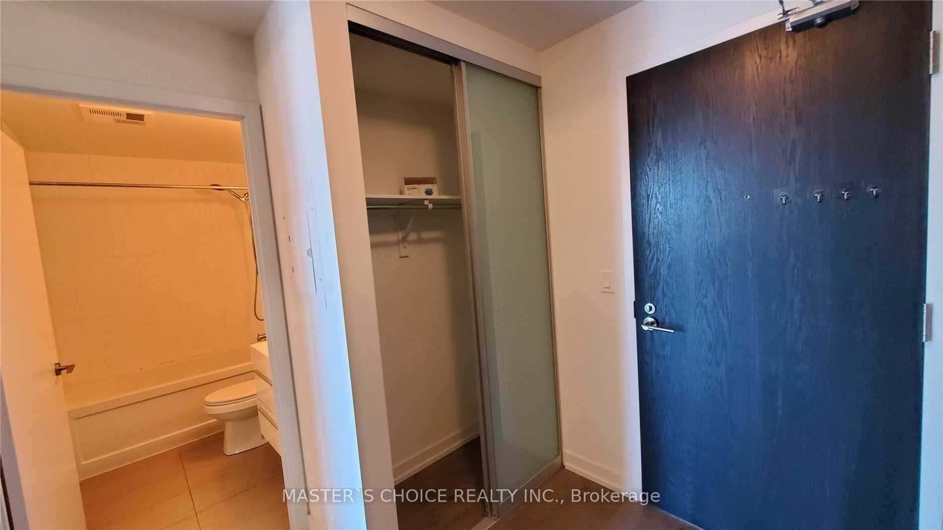 297 College Street Unit 1201 photo 5