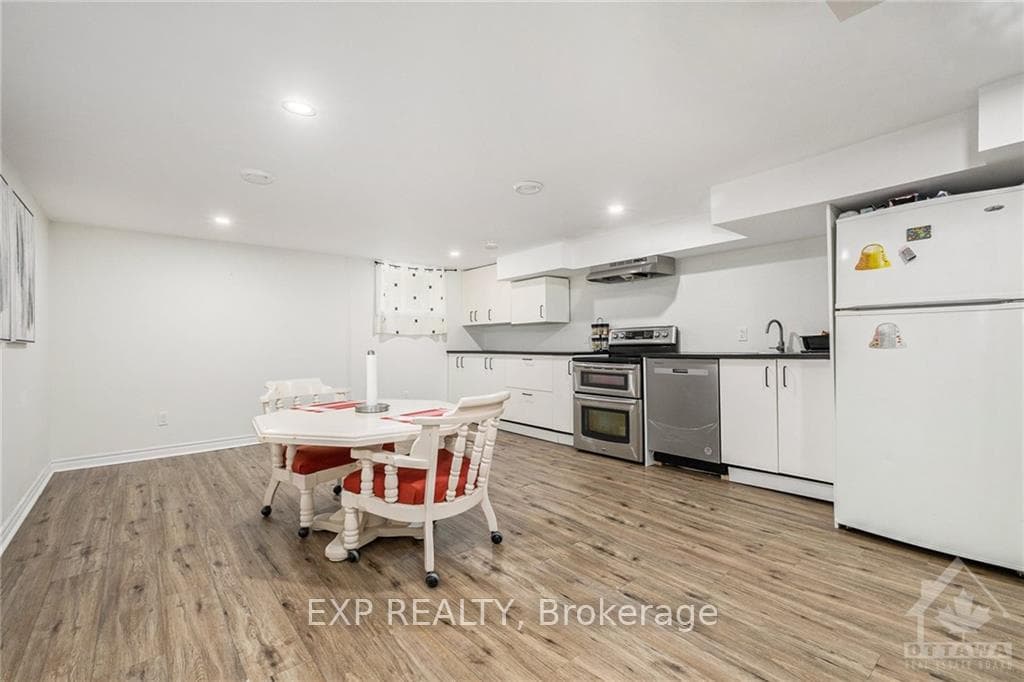 1283 CHRISTINE Avenue photo 10