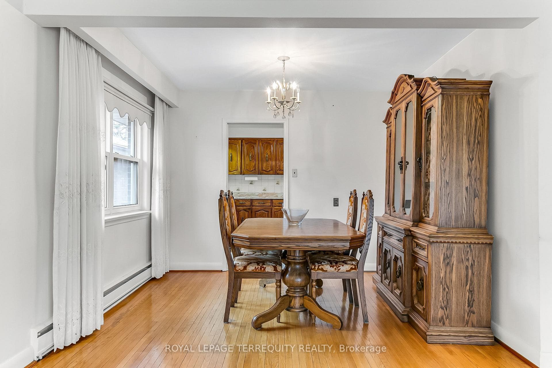 Spacious Dining Room