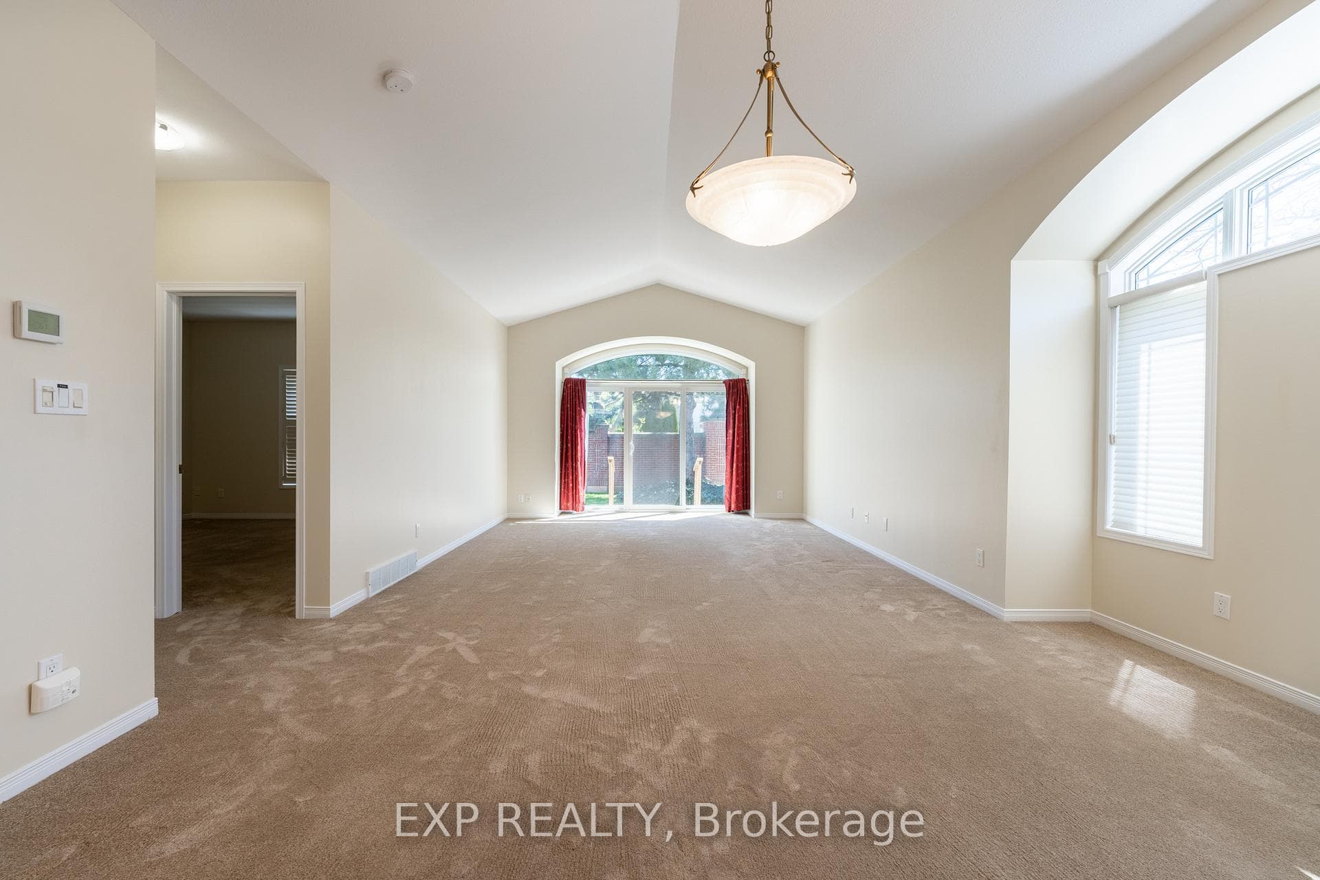 3381 Montrose Road Unit 6 photo 20